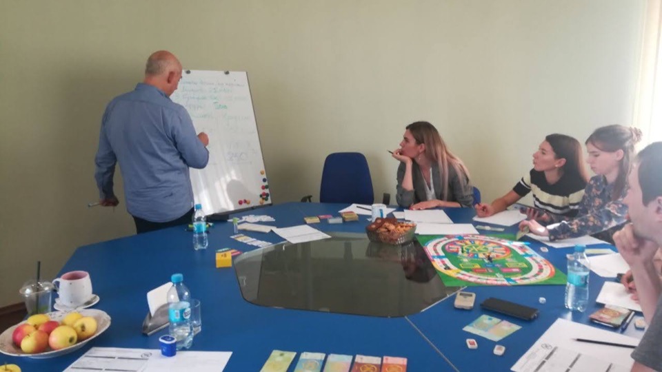 Photo: Financial game «Living Capital» and our Rotary Club