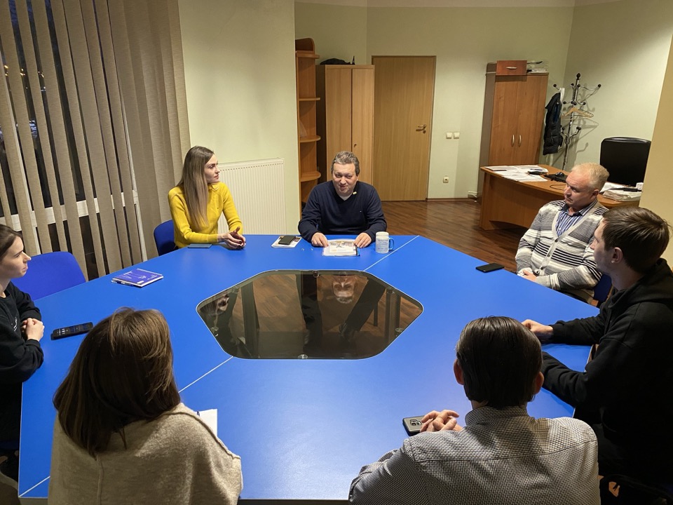 Photo: We are starting an offline meeting in the new year!